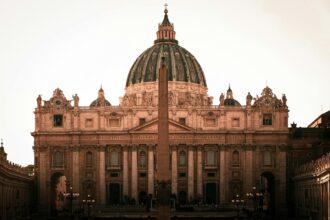 L’Élysée demande au Vatican de garder quelques crises françaises pendant l’été