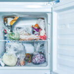 Le congélateur abrite plusieurs aliments dont même la famille ignore l’identité