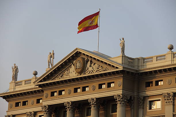 Madrid devient médiateur de cour d’école entre adultes nucléaires